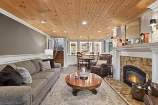 576 Bedford Ln, Des Plaines, IL 60016 - Photo 20