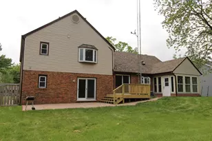 1505 Pheasant Run Rd, Harvard, IL 60033 - Photo 4