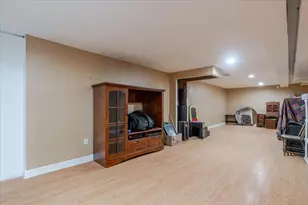 513 Maizefield Ave, Bloomington, IL 61701 - Photo 20