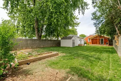 513 Maizefield Avenue, Bloomington, IL 61701 - Photo 32