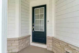 9 Olympia Fields Ct, Hawthorn Woods, IL 60047 - Photo 4