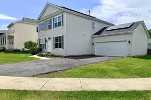 1845 Bluestem Cir, Aurora, IL 60504 - Photo 2