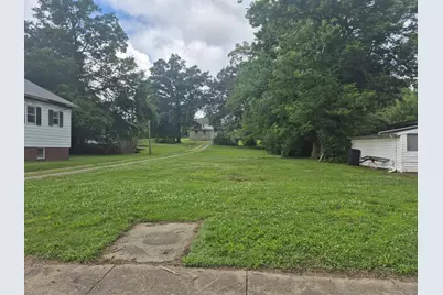 502 N Jackson Street, Harrisburg, IL 62946 - Photo 28