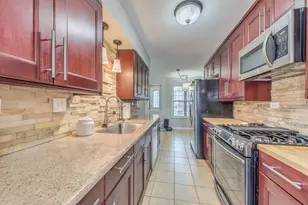 866 Pas Ct, Naperville, IL 60563 - Photo 4
