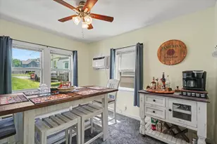 450 E Orleans St, Paxton, IL 60957 - Photo 14
