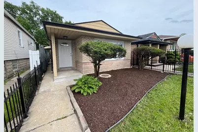 9941 S La Salle Street, Chicago, IL 60628 - Photo 1