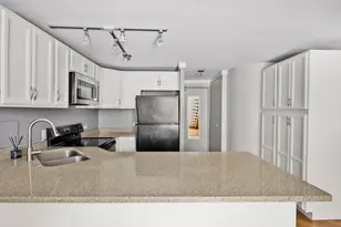1221 N Dearborn St, Chicago, IL 60610 - Photo 2