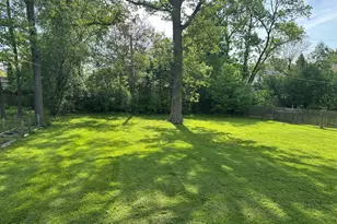 651 Lincoln Ave, Lake Bluff, IL 60044 - Photo 10