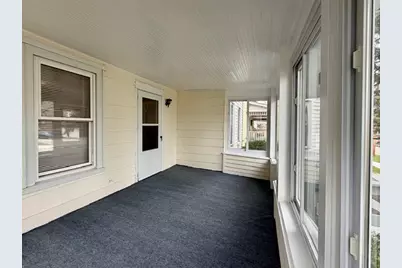 609 1st Street #1, Libertyville, IL 60048 - Photo 2