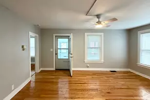 609 1st St, Libertyville, IL 60048 - Photo 6