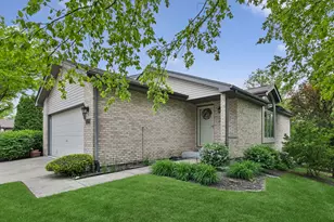 11135 Shenandoah Dr, Orland Park, IL 60467 - Photo 1