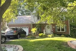 772 Red Oak Dr, Bartlett, IL 60103 - Photo 2