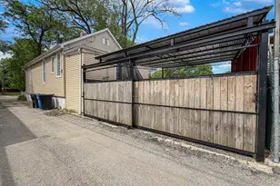1016 W 57th St, Chicago, IL 60621 - Photo 24