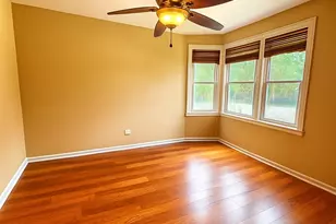 11003 S Ave E, Chicago, IL 60617 - Photo 4