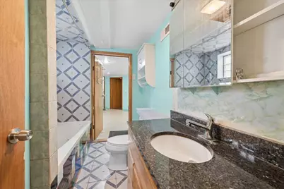 3430 W Drummond Place, Chicago, IL 60647 - Photo 14