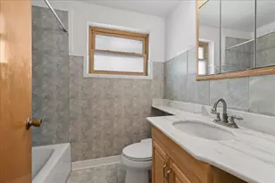 3430 W Drummond Pl, Chicago, IL 60647 - Photo 8