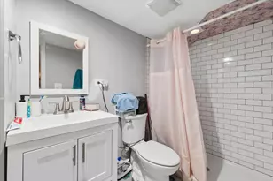 4854 W Winnemac Ave, Chicago, IL 60630 - Photo 16