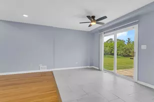 1609 Percy Ln, Itasca, IL 60143 - Photo 14
