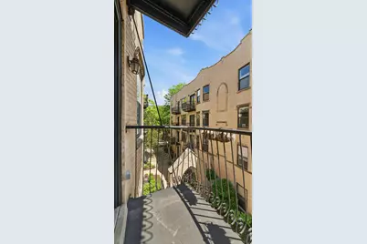 4442 N Damen Avenue #3E, Chicago, IL 60625 - Photo 8