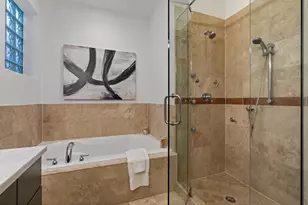 1061 N Marshfield Ave, Chicago, IL 60622 - Photo 16