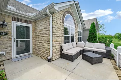 617 Schumann Street #617, Woodstock, IL 60098 - Photo 2