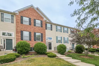 4062 Pompton Avenue, Elgin, IL 60124 - Photo 2