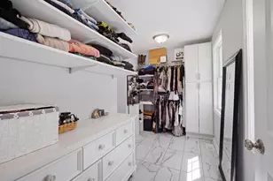 221 Stafford Dr, Mundelein, IL 60060 - Photo 20
