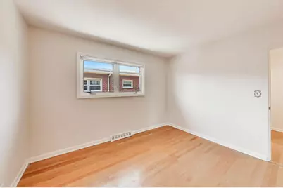 4661 Brummel Street, Skokie, IL 60076 - Photo 10