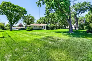 1111 Drake Ave, Prospect Heights, IL 60070 - Photo 10