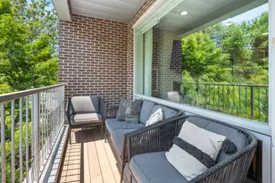1536 W Walton St, Chicago, IL 60642 - Photo 12