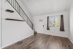 3287 Rumford Ct, Aurora, IL 60504 - Photo 2