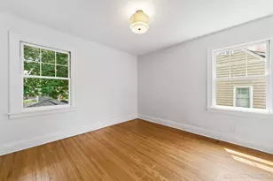216 S Commonwealth Ave, Aurora, IL 60506 - Photo 20
