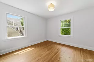 216 S Commonwealth Ave, Aurora, IL 60506 - Photo 18
