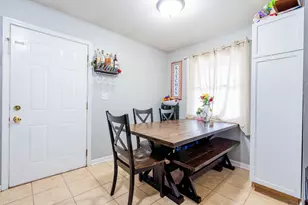 488 Ann St, West Chicago, IL 60185 - Photo 10