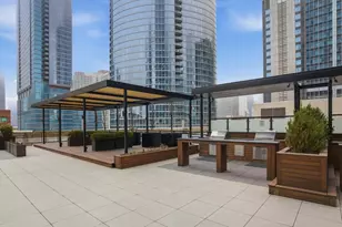 512 N McClurg Ct, Chicago, IL 60611 - Photo 12