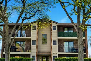 500 Valley Dr, Naperville, IL 60563 - Photo 1