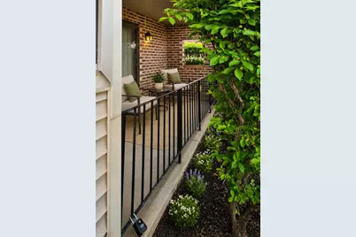 500 Valley Drive #100, Naperville, IL 60563 - Photo 6