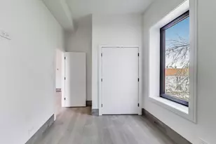 2023 N Drake Ave, Chicago, IL 60647 - Photo 16