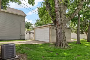 1434 Blanchan Ave, La Grange Park, IL 60526 - Photo 18