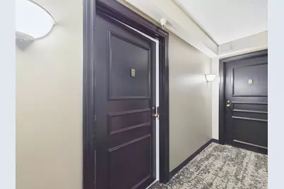 10 E Ontario Street #4207, Chicago, IL 60611 - Photo 4