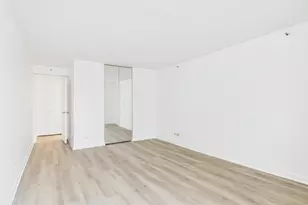 10 E Ontario St, Chicago, IL 60611 - Photo 18