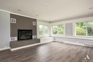923 W Plainfield Rd, La Grange Highlands, IL 60525 - Photo 2