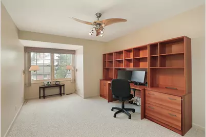 301 Princeton Lane, Glenview, IL 60026 - Photo 10
