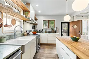 1014 W 31st Pl, Chicago, IL 60608 - Photo 16