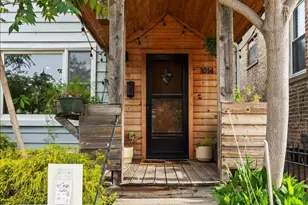 1014 W 31st Pl, Chicago, IL 60608 - Photo 2