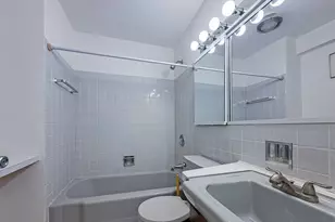 5701 N Sheridan Rd, Chicago, IL 60660 - Photo 8