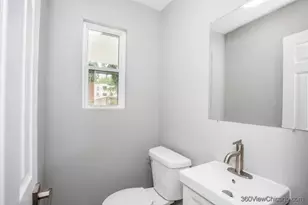 142 Callan Ave, Evanston, IL 60202 - Photo 24