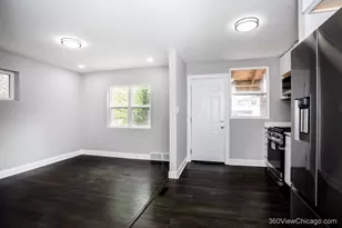 142 Callan Ave, Evanston, IL 60202 - Photo 10