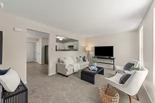 783 Four Seasons Blvd, Aurora, IL 60504 - Photo 4