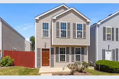 783 Four Seasons Boulevard, Aurora, IL 60504 - Photo 2